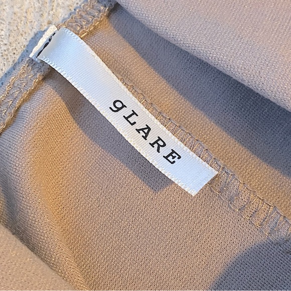 Women's V-Neck Sleeveless Cutout Slit Knee Length Bodycon Midi Dress - Picture 6 of 6